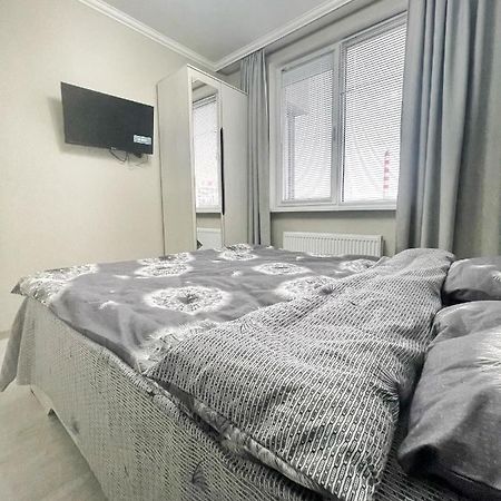 Beautiful Apartment In Kisinyov Kültér fotó