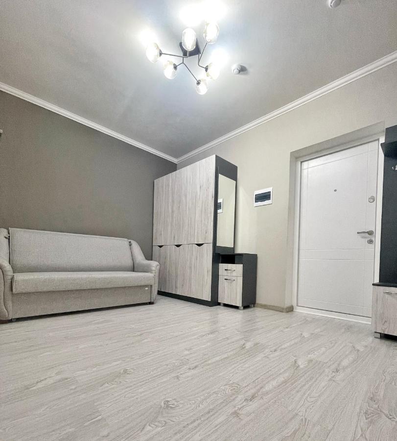Beautiful Apartment In Kisinyov Kültér fotó