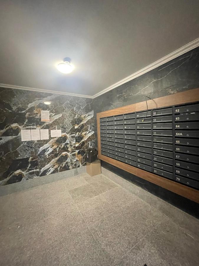 Beautiful Apartment In Kisinyov Kültér fotó